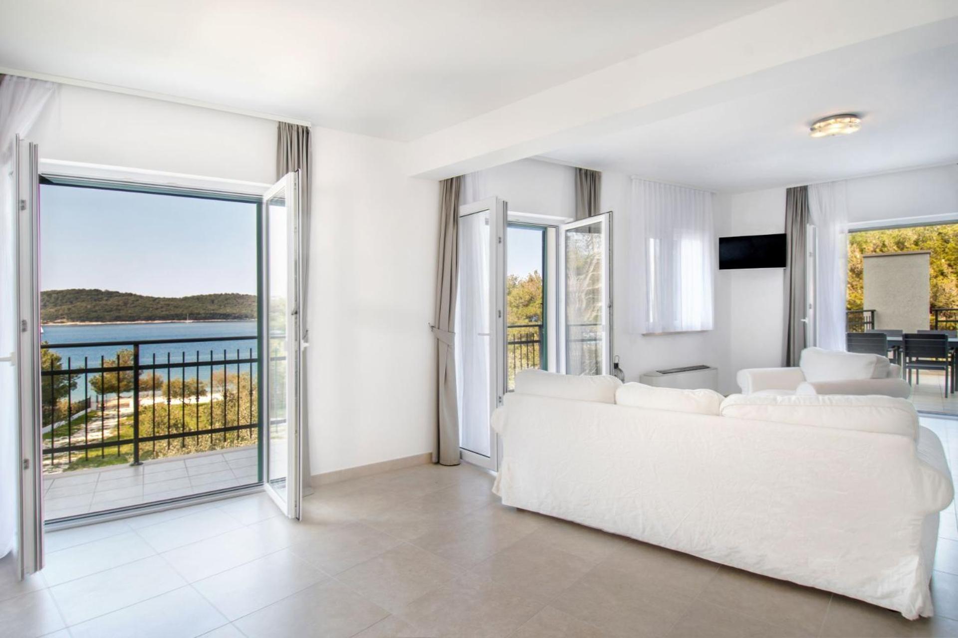 Bijaka Villas&Apartments Milna  Ruang foto